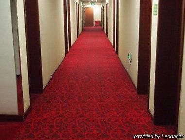 Hôtel Super 8 Beijing Guang Ming Qiao Extérieur photo